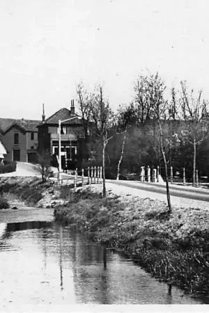 Wyprzedaż Waddinxveen Plasweg hoek Onderweg en Dorpsstraat 1949 HC1222