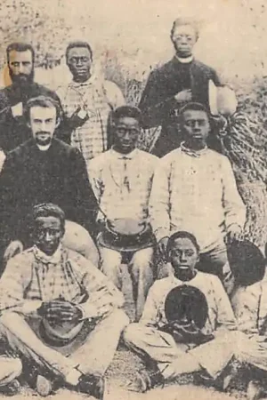 Oferta Senegal De Z.E. Pater Sebire in het midden der Inlandsche priesters en Seminaristen (Senegal 1887) Afrika HC22086