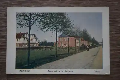 Autentyczny Bussum Generaal de la Reijlaan