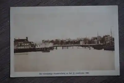 Zwrot pieniędzy Amsterdam Voormalige Stadsherberg en het IJ omstreeks 1860