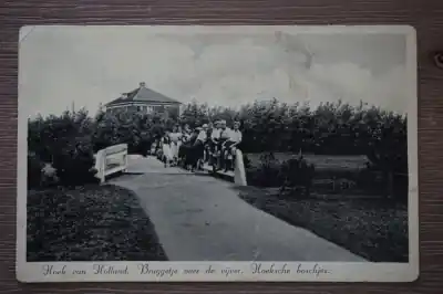 Hoek van Holland Bruggetje over de vijver Hoeksche boschjes Ekspresowa dostawa