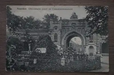 Naarden Utrechtsche poort en Comeniusmonument Tylko dziś