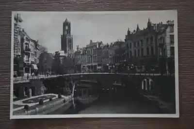 Najlepsza cena Utrecht Oude Gracht vanaf de Bakkerbrug met Domtoren
