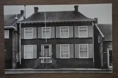 Niska cena Fijnaart Gemeentehuis