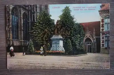 Oferta Utrecht Domplein met standbeeld Graaf Jan van Nassau