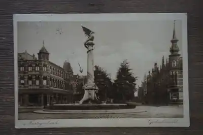 's-Hertogenbosch Gedenknaald Zwrot pieniędzy