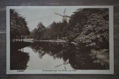 Leiden Rijnsburgersingel met molen de Valk Szybka dostawa