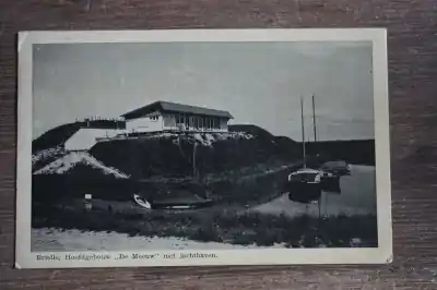 Rabat Brielle Hoofdgebouw de Meeuw met Jachthaven