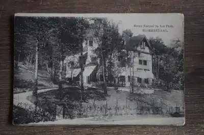 Bloemendaal Huize Karmel in het park Ekspresowa dostawa