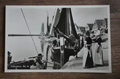 Volendam Bij de haven Tani