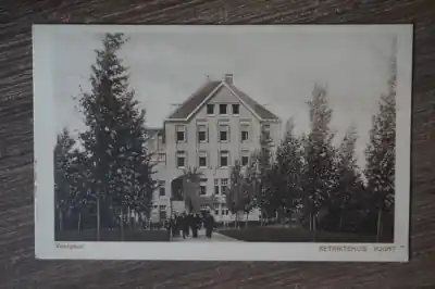 Popularny Vught Retraitehuis voorgevel