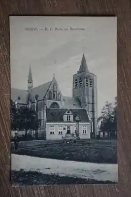 Wouw R.C. kerk en Raadhuis Oferta limitowana