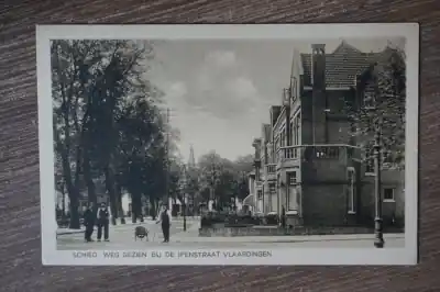 Autentyczny Vlaardingen Schied weg gezien bij de Ipenstraat